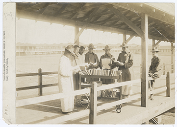 African American soldiers at Camp Bowie in the Convalescent Pneumonia Ward, circa 1918