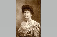Portrait of Society Woman, 1915 (018-008-284)