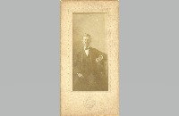 William L. Harriss, 1909 (000-097-106)