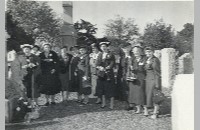 Hattie Stephens and Daughters of 1812 at cemetery (008-028-113)