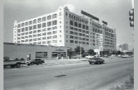 Montgomery Ward, W 7th Street (007-087-015)