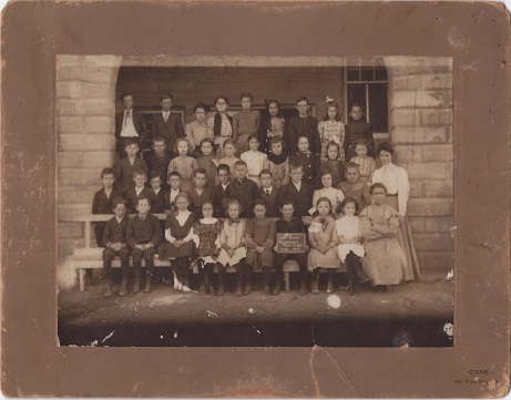 Third grade class, Polytechnic Public School, 1908