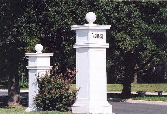 Oakhurst Gates