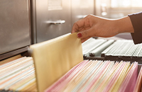 A lady hand searching for files