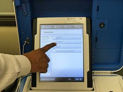 New Voting Machine at Tarrant County