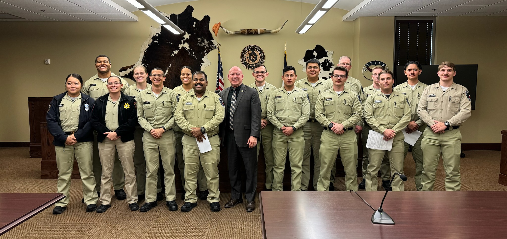 CLASS 218 GROUP PHOTO WITH JUDGE GREGORY