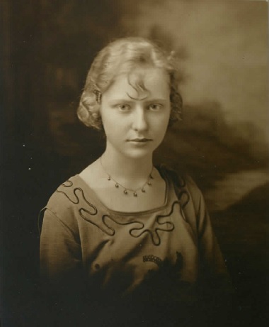 Dora Davenport Jones, 1919