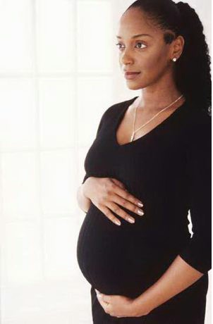 black pregnant woman