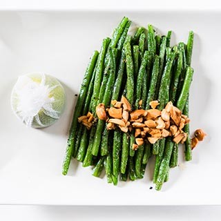 Roasted Green Beans with Almonds