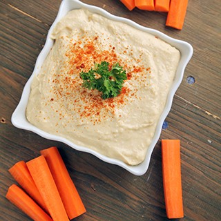 Garlicky Hummus