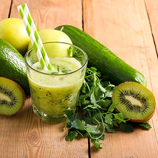 Creamy Cucumber Apple Kiwi Smoothie